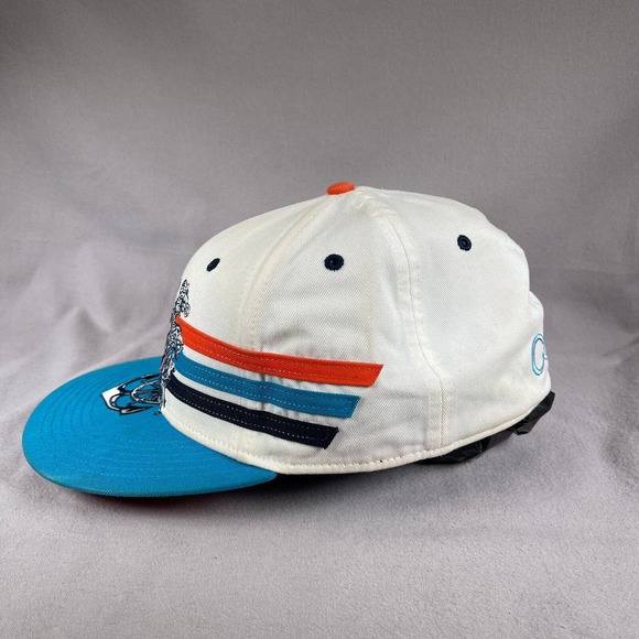 COOGI Hat Mens 7 5/8 Fitted White Baseball Cap 3 Stripes Embroidered Flat Bill - Picture 2 of 10